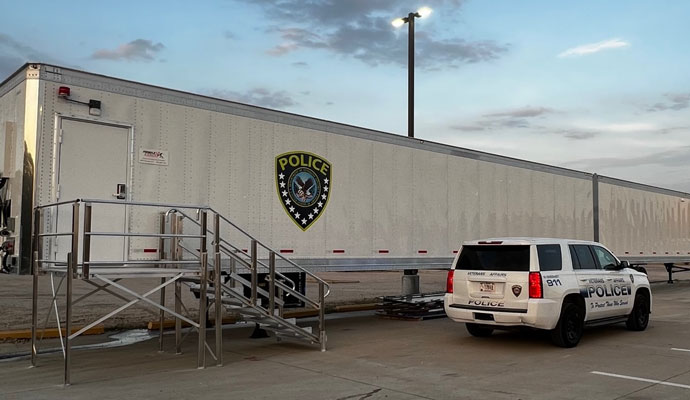 Mobile shooting range container for police department