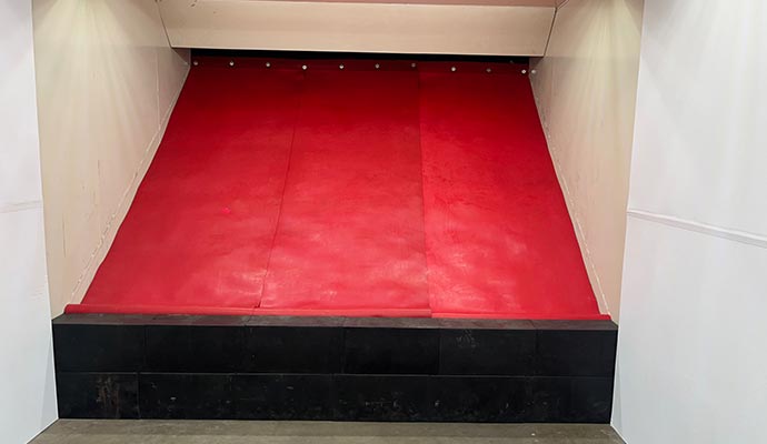 Mobile range target backstop area