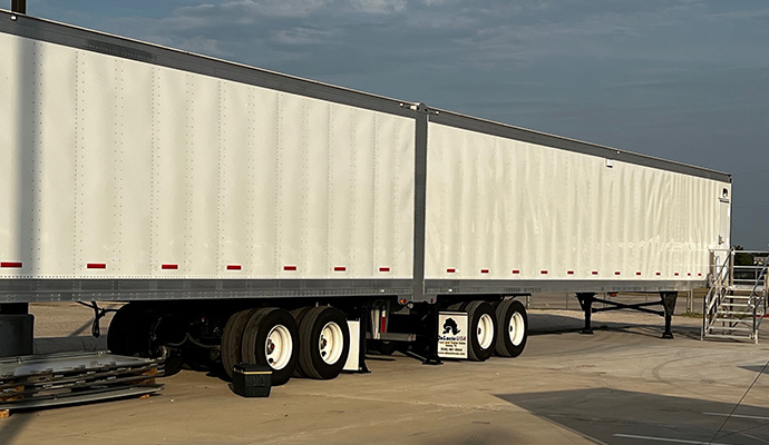 Mobile range technologies double road king trailer