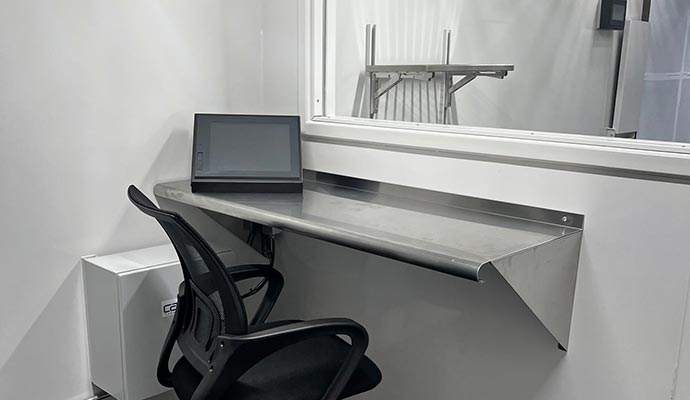 Mobile range technologies control room