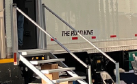 The Road King Trailer Entrance