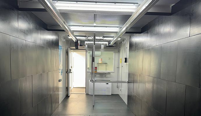 Ventilation system insulated corridor